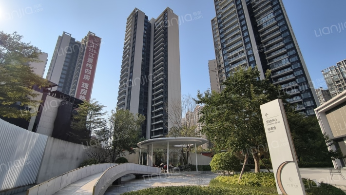 莞民投·和昌莞月湾外景图