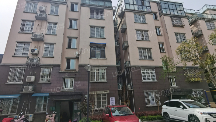 新润蓝湾国际外景图