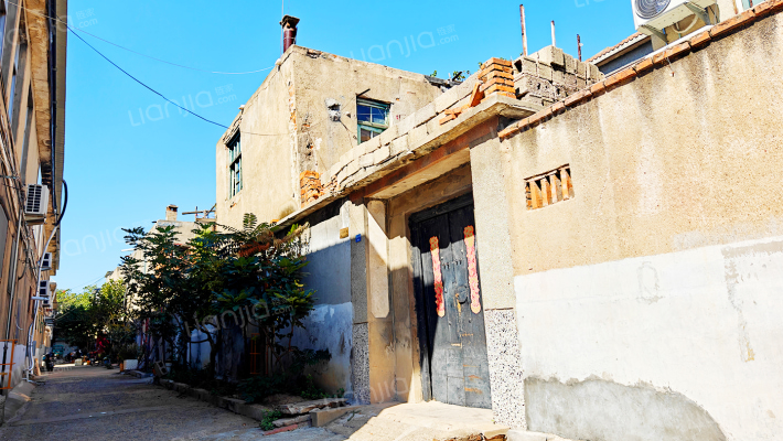 后七里税务局宿舍外景图