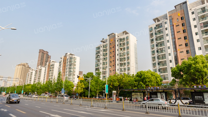 白领生活馆外景图