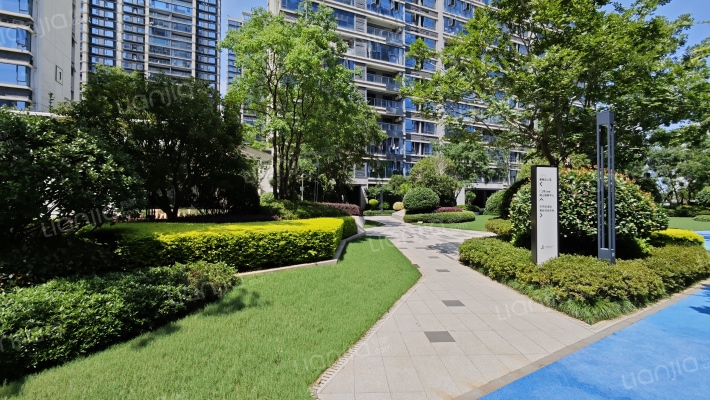 中奥滨江one外景图