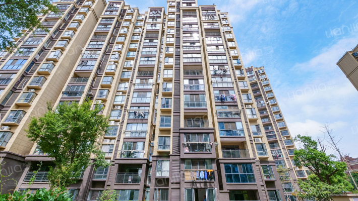 冶建尚郡外景图