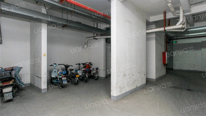 中惠爱丁堡外景图