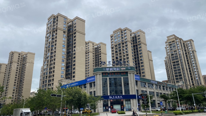 华府蓝湾二期外景图