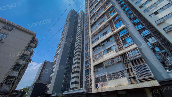 兰亭公寓外景图