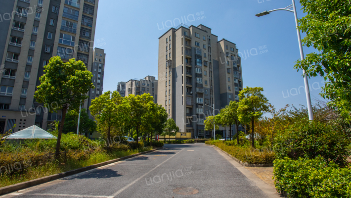 富润华庭五区外景图