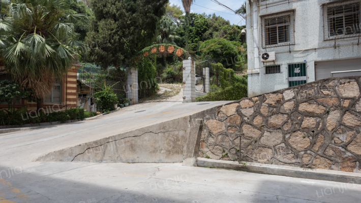 南普陀路外景图