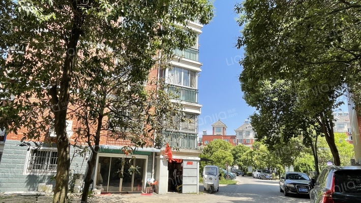 西湖花园北区外景图