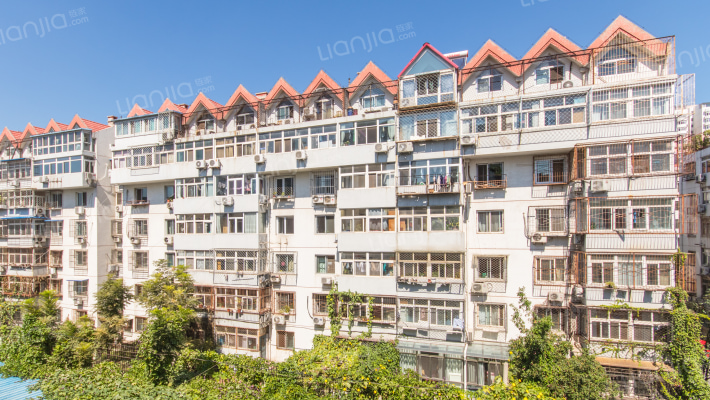 和平街西苑外景图