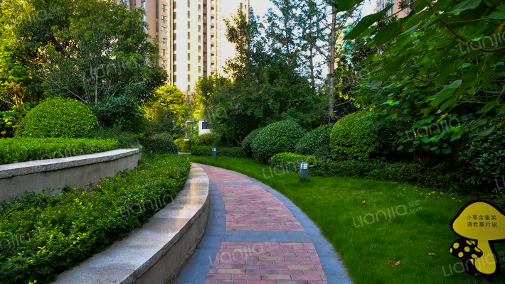 泰宏建业国际城18号院外景图