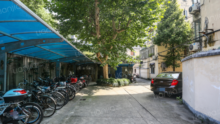 气象局小区外景图