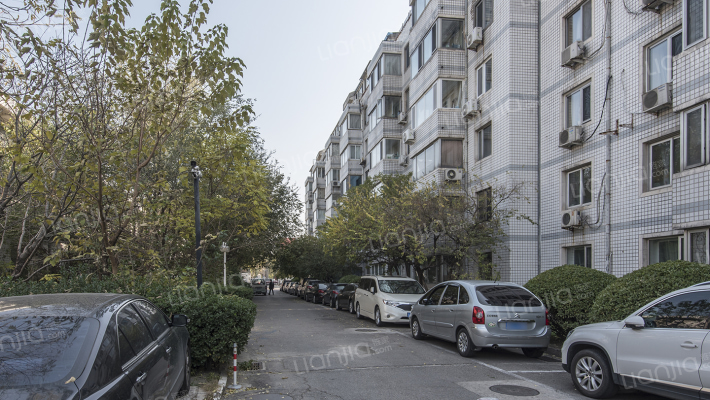 鸿运花园外景图