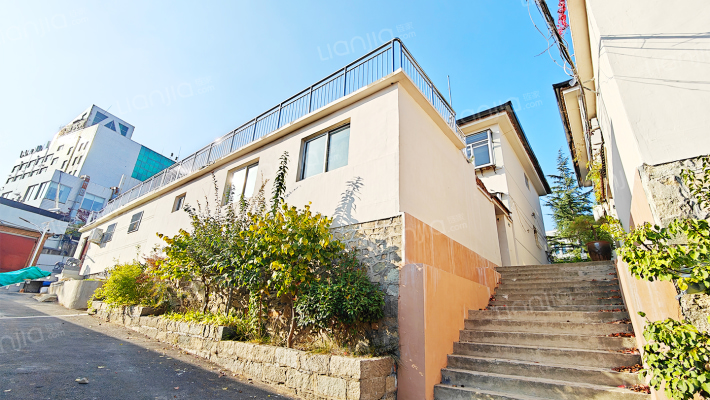 纺织品站宿舍外景图