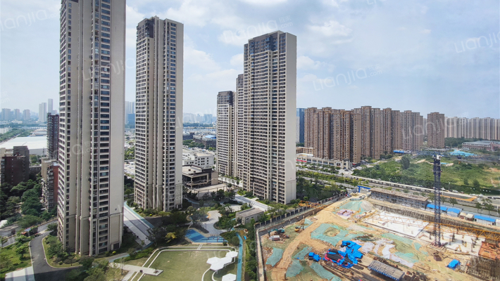 光谷和昌城逸园外景图