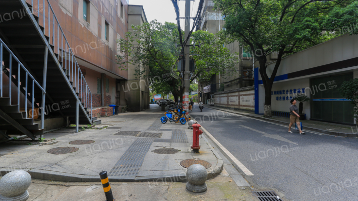 园林大厦（福州路281号）外景图