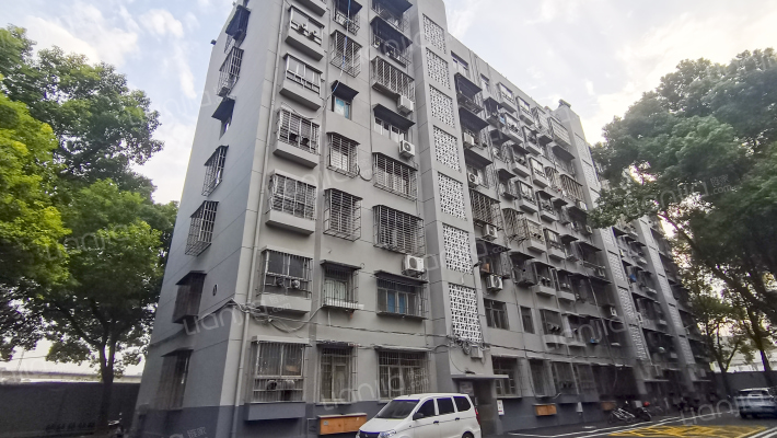 人民法院交通路家属院外景图