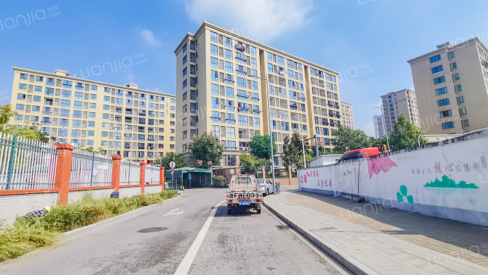 名璟花园外景图