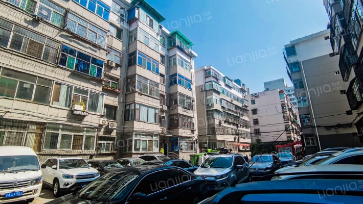 设计院宿舍外景图