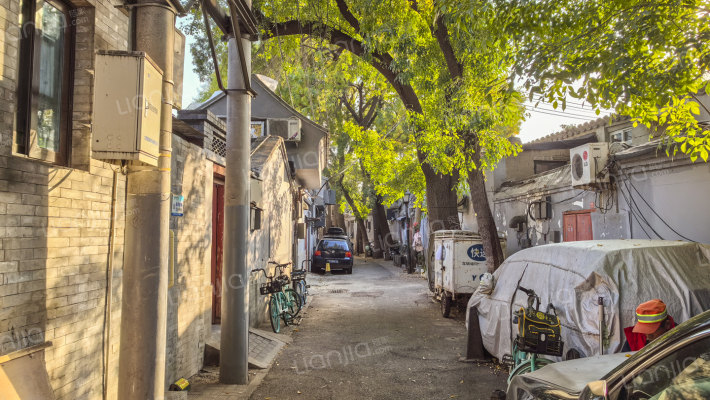 石桥胡同外景图