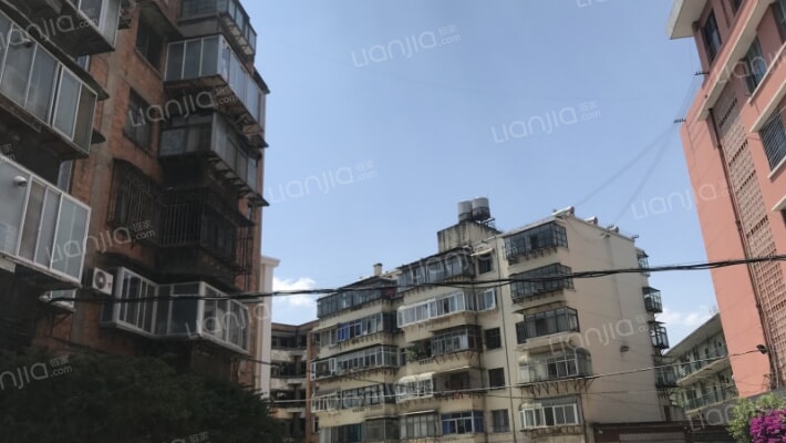 西昌路223号外景图