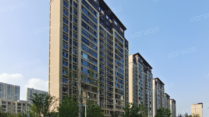 万科翡翠甲第外景图