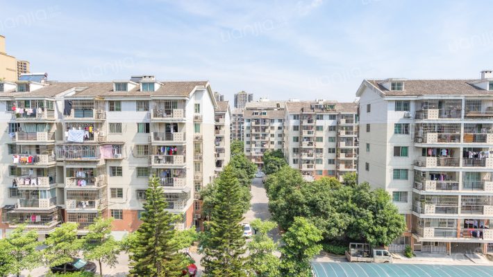 金建小区外景图