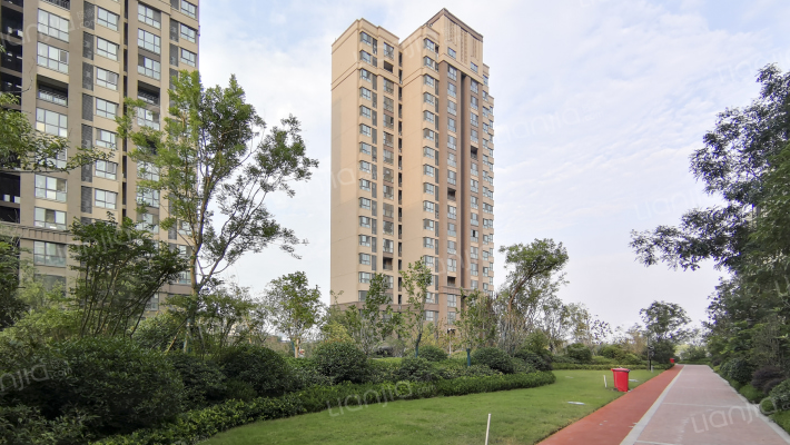 绿都褐石街区二期外景图