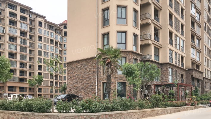 卓越香格里拉外景图