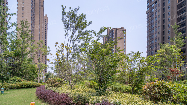 东郡丽水B区外景图