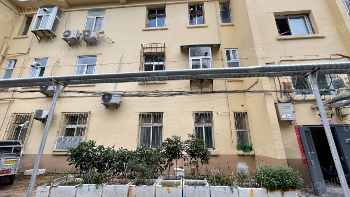 常兴里社区幸福街37号院外景图