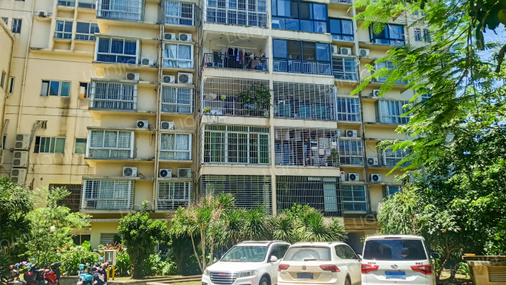 铂领公馆外景图