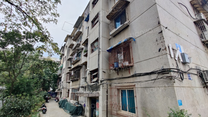 贵州理工学院教职工宿舍外景图