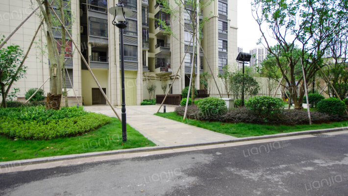 兴盛爱地社区外景图