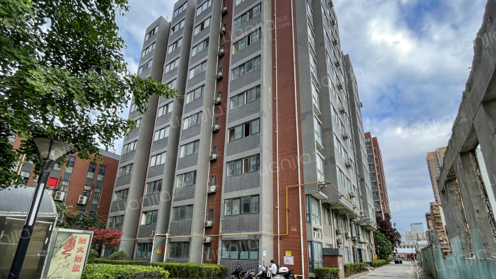 凯悦华庭小区外景图