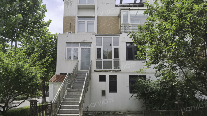 莫奈花园外景图