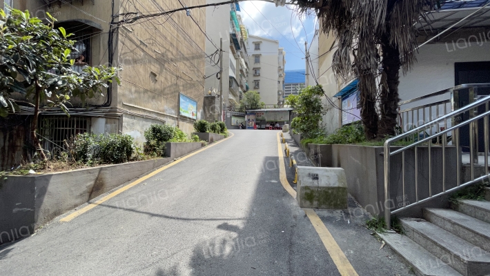 贵乌北路外景图