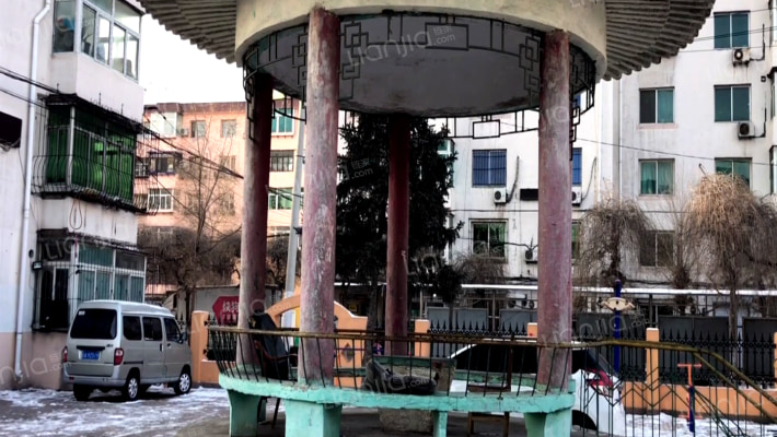 于台小区外景图