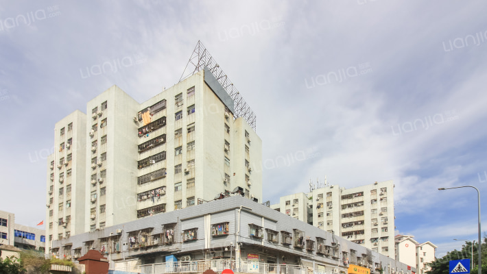 龙泉花园外景图