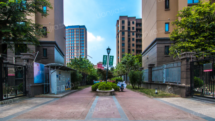 新城尚上城外景图