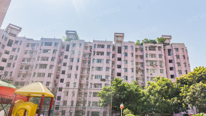 金湖大厦外景图