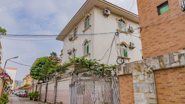 长富花苑外景图