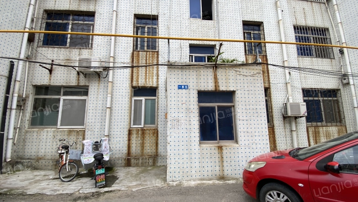 交通局宿舍外景图