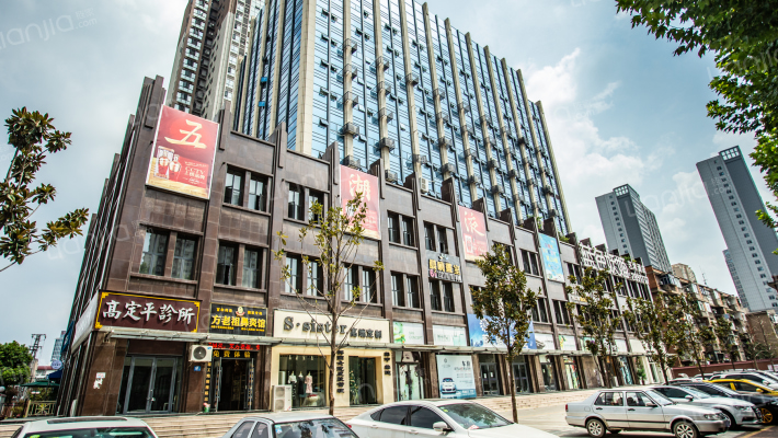 中昱万年城外景图