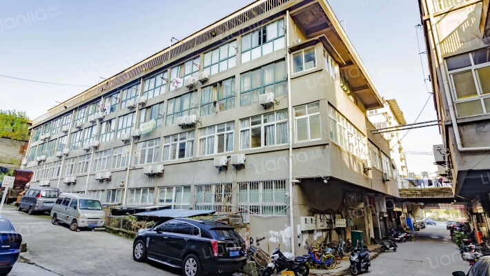 塔山路8号院外景图