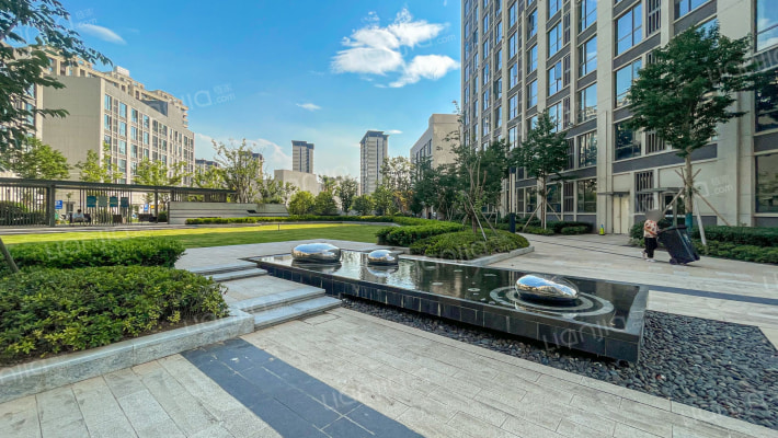 宝龙公寓外景图