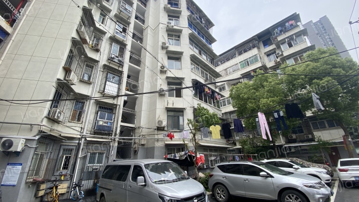 珞狮路202号外景图