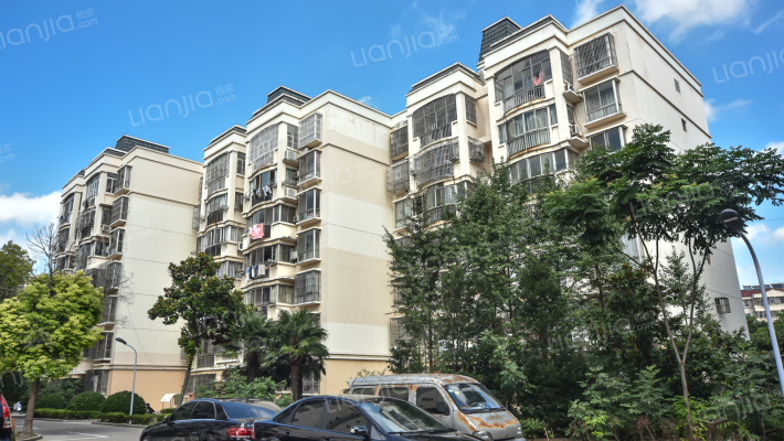 温馨花园南区外景图