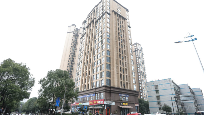 塞纳公馆外景图