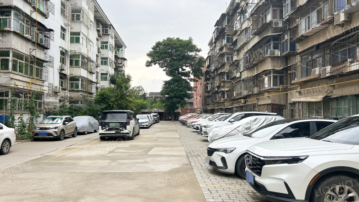 陕建一建集团沣惠北路小区外景图