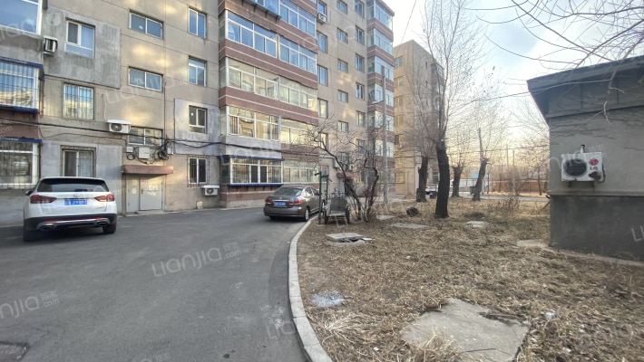 黑山小区外景图